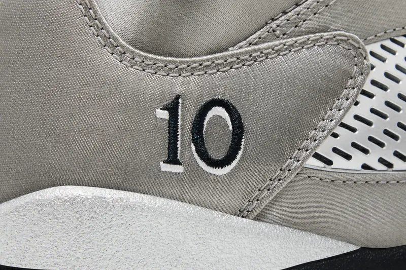 Wmns Air Jordan 5 Retro 'Wings'