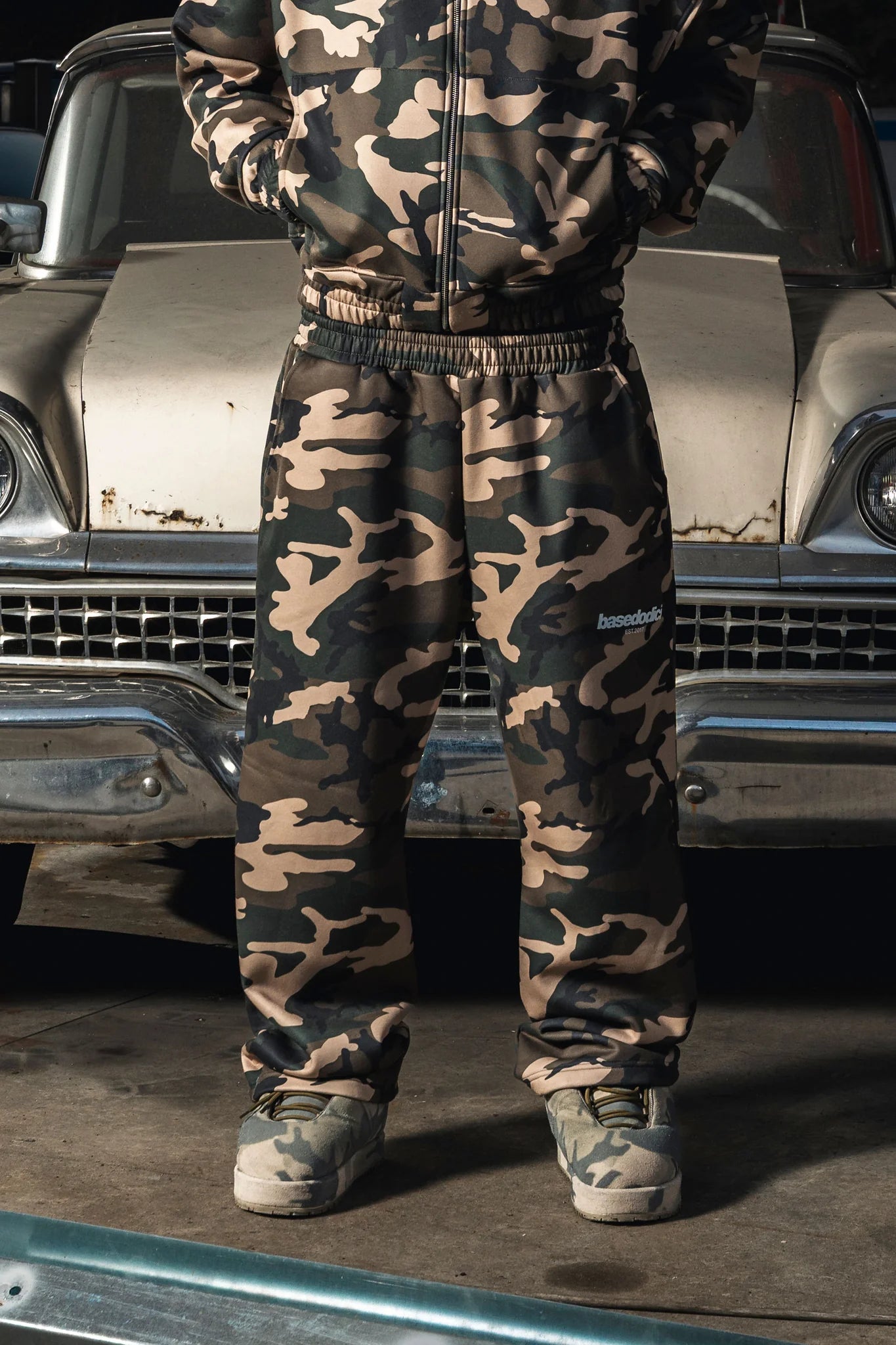 Fleece Pants "DETROIT" Camo Green