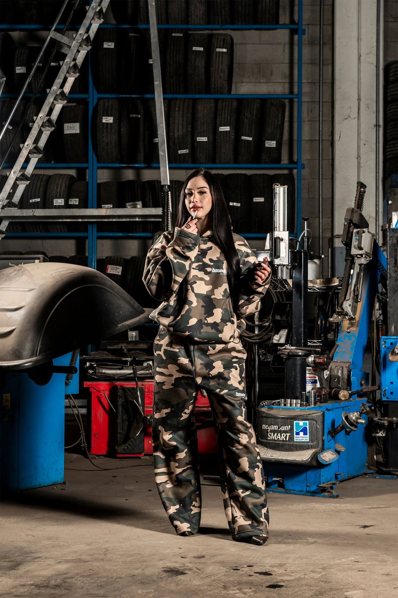 Hoodie "DETROIT" Camo Green