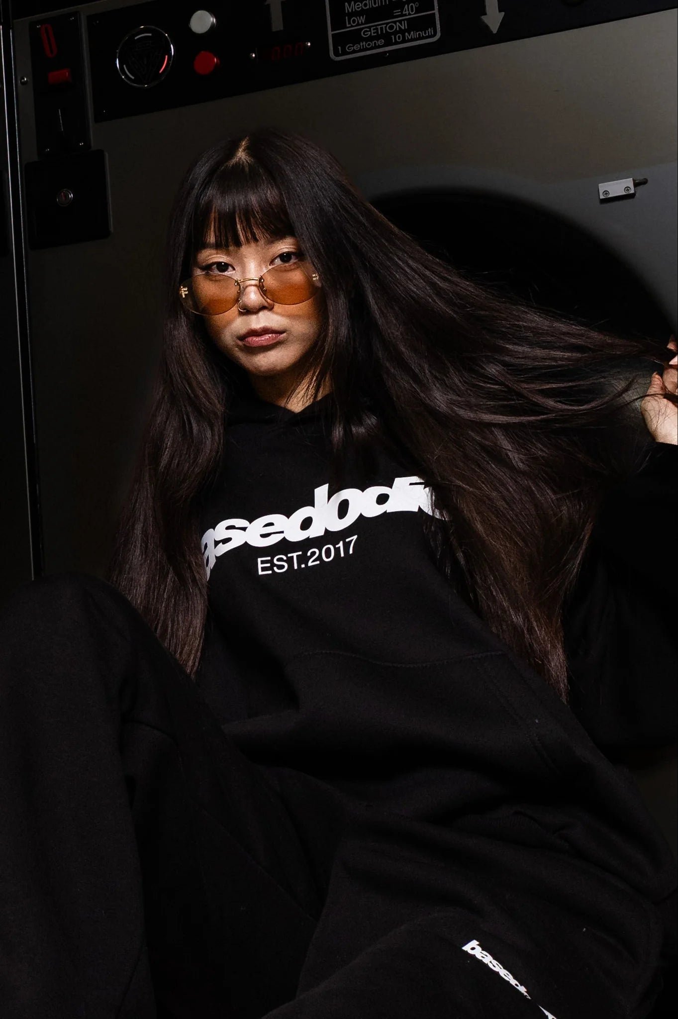 Hoodie "COMFY" Front Logo Black/White