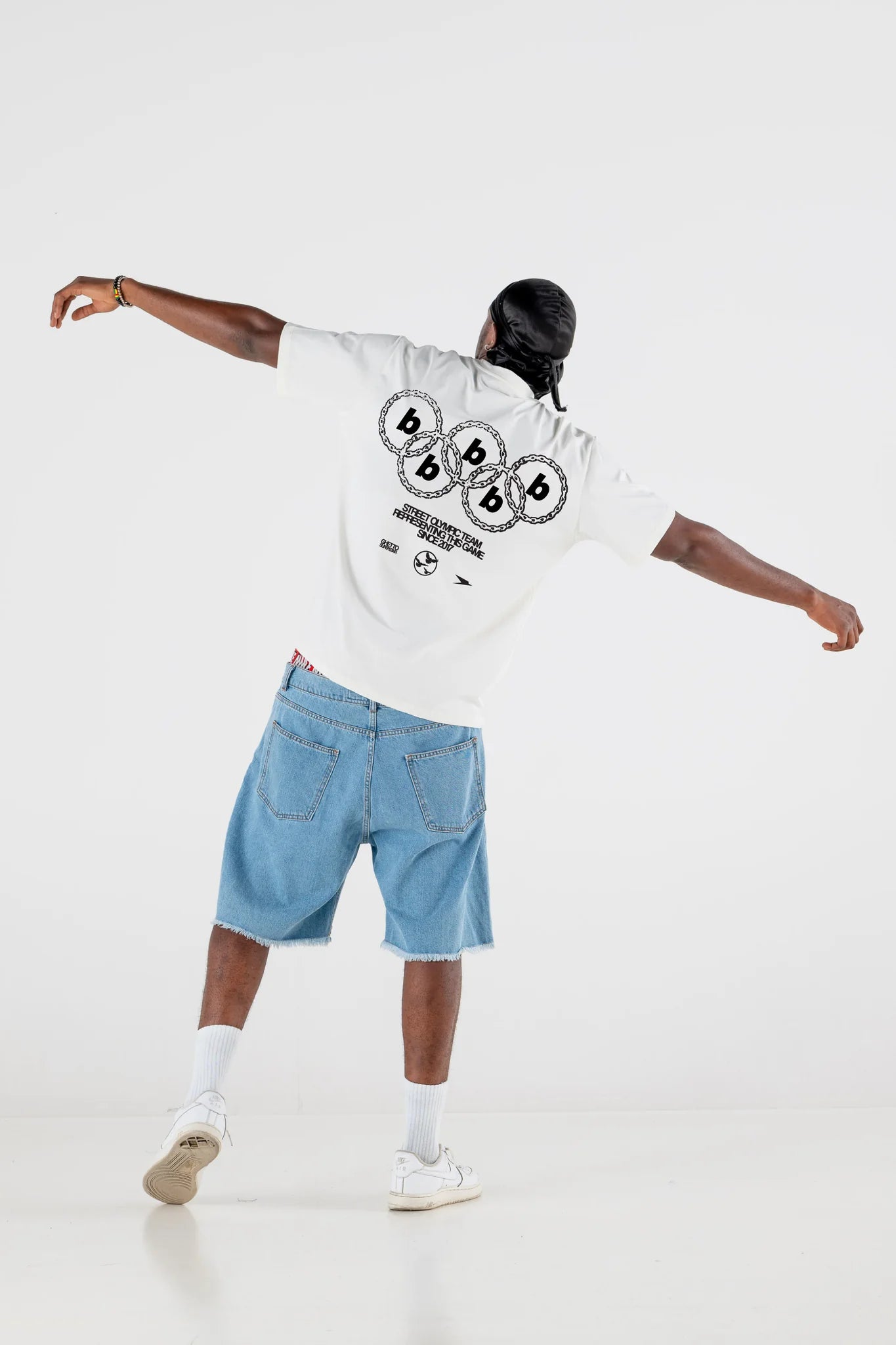 T-Shirt "CRUEL SEASON" Italiano White